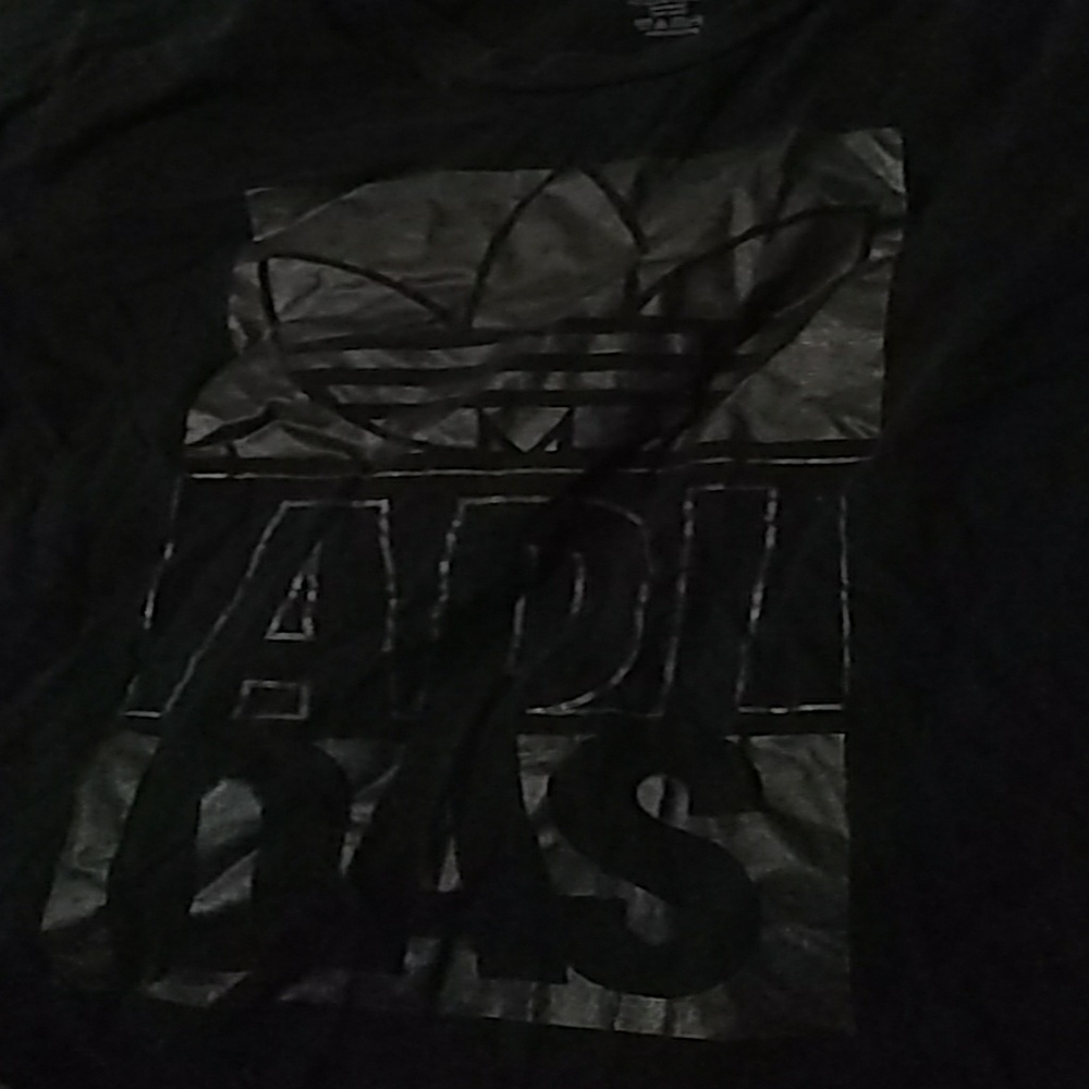 Adidas tee